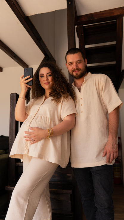 Bej renkli anne hamile üstü ve baba gömleğinden oluşan rahat ve şık takım seti