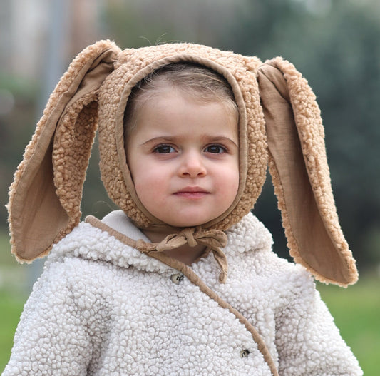 Kuzu kulaklı şapka